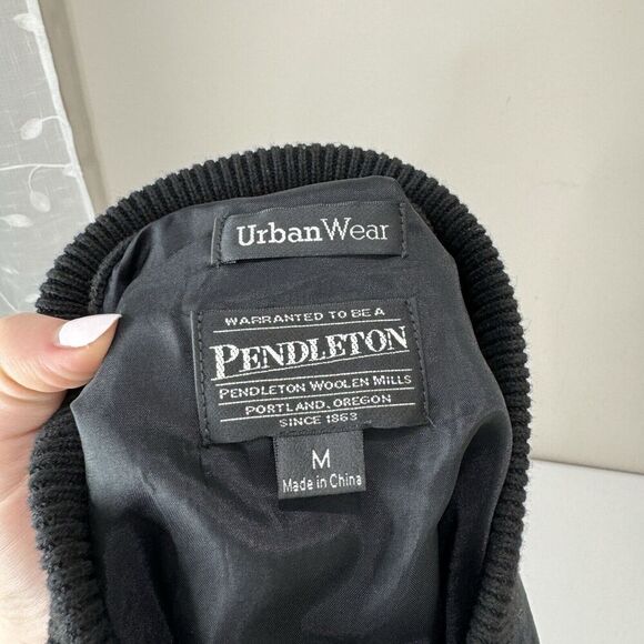 Pendleton Mens Jacket Medium Black Wool Rib Knit Suede Leather Elbow Patch Y2K - Picture 11 of 12